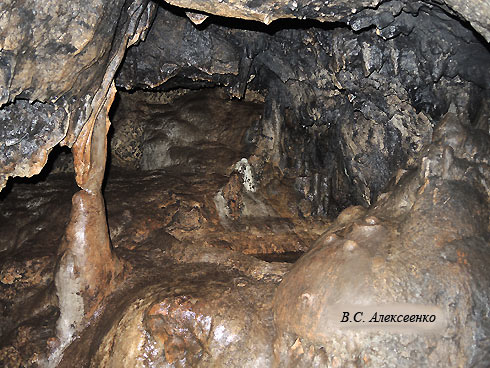 Верхняя ванночка в пещере Карани-Коба