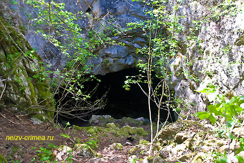 Вход в пещеру Карани-Коба